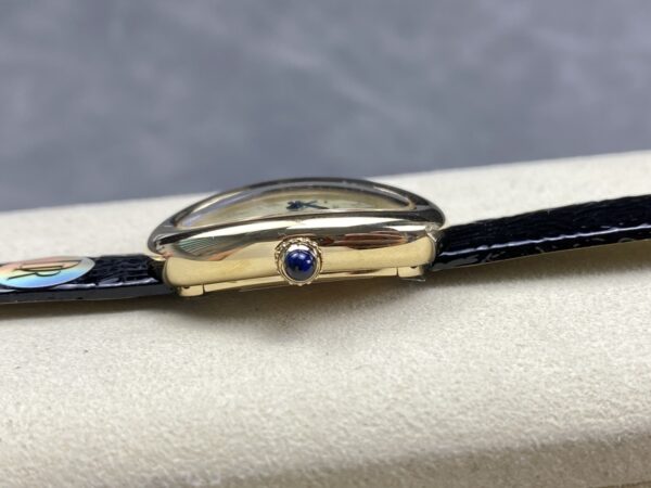 sy_no_FB7124B192ADB69710D80232860E5020_5 Cartier Bathtub Series Quartz Movement 30 meter Waterproof Women's Watch Swiss Watch 31 * 23mm White Dial Gold Case