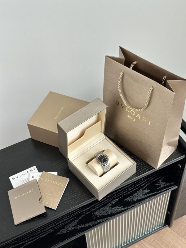 BVLGARI BVLGARI ∙ BVLGARI series watches with quartz movement and stainless steel strap