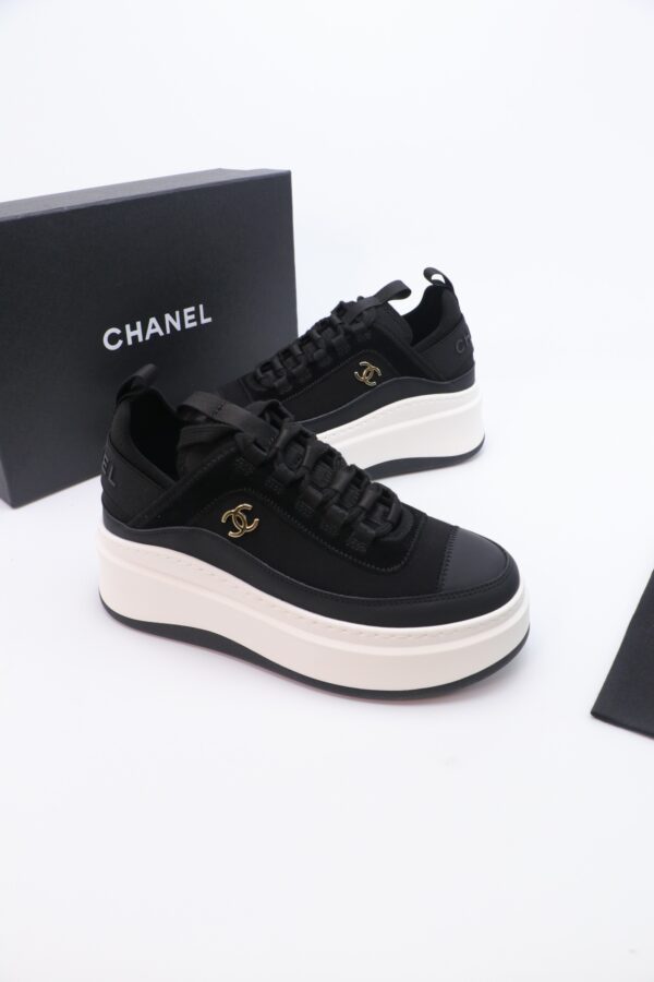 sy_no_FD8462A1690F03B3AD037380BF7E5907_4 Chanel Platform Sneaker Black-White