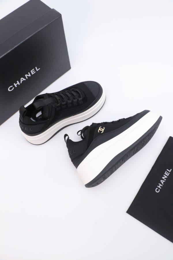 sy_no_FD8462A1690F03B3AD037380BF7E5907_7 Chanel Platform Sneaker Black-White