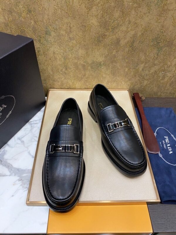 sy_no_FE576F609BD0497C35E391C4D1A1059C_7 Prada Black Matte Leather Metal Buckle Loafers