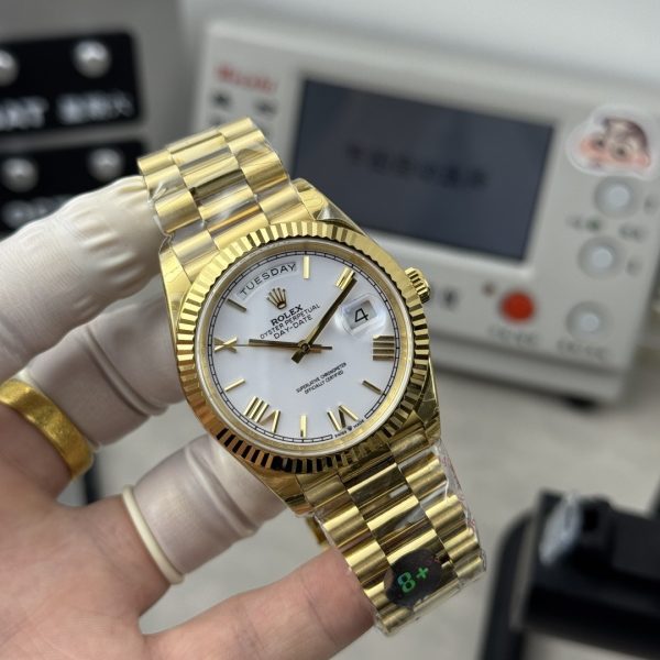 sy_no_04958474FF7ACB6DEAD8EE47DF9363DF_1 Rolex Day-Date 18K Yellow Gold White Roman Dial President Bracelet Watch