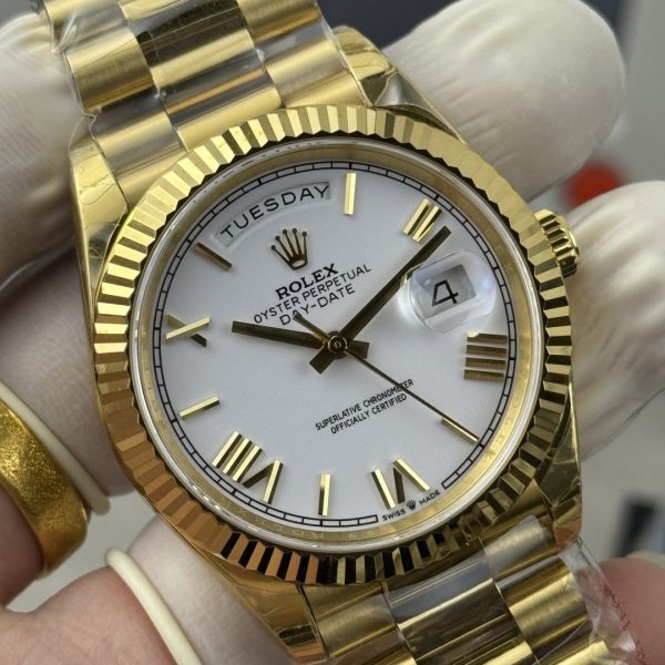 sy_no_04958474FF7ACB6DEAD8EE47DF9363DF_3 Rolex Day-Date 18K Yellow Gold White Roman Dial President Bracelet Watch