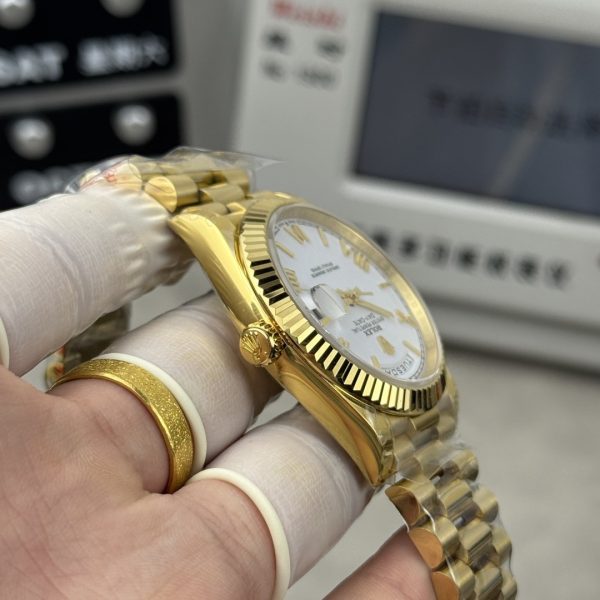 sy_no_04958474FF7ACB6DEAD8EE47DF9363DF_7 Rolex Day-Date 18K Yellow Gold White Roman Dial President Bracelet Watch