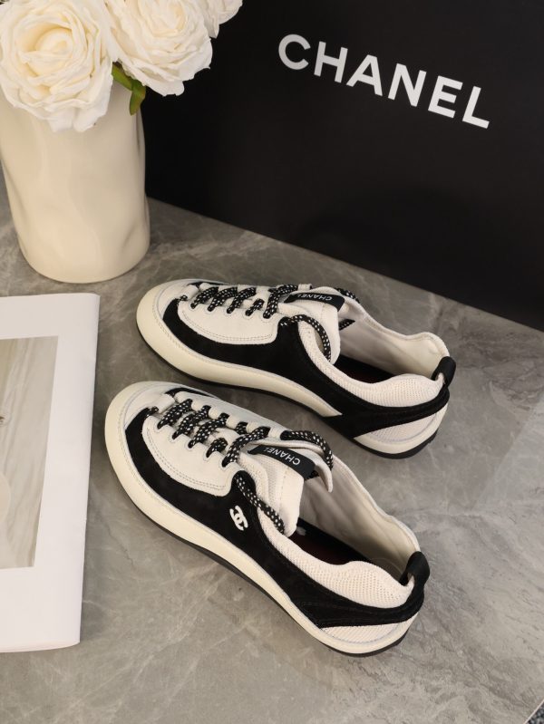 sy_no_20CDC3B79AADB57BC7D7D429FCD553D9_8 CHANEL Black & White Color-Blocked Chunky Sole Retro Trainer Sneaker