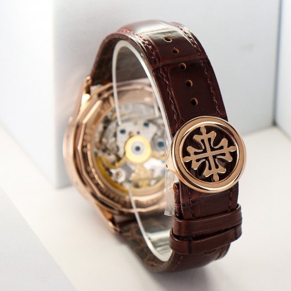 sy_no_312E0CFDE39404E5CDAD27E597F8AB81_8 Patek Philippe Rose Gold Silver-White Dial Chronograph Dress Watch
