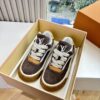 sy_no_5E097E054ECE431575AD1D09F9DA2602_1 LV Dark-Brown Suede Platform Sneaker