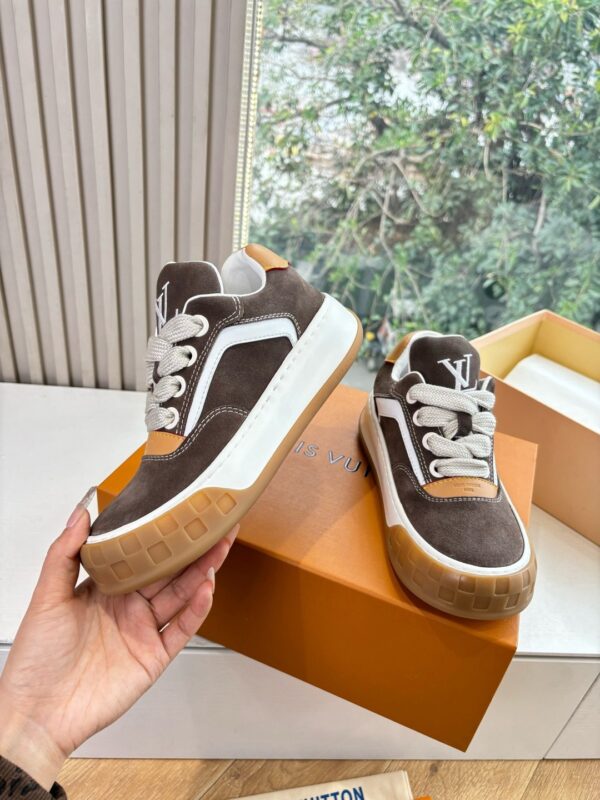 sy_no_5E097E054ECE431575AD1D09F9DA2602_4 LV Dark-Brown Suede Platform Sneaker