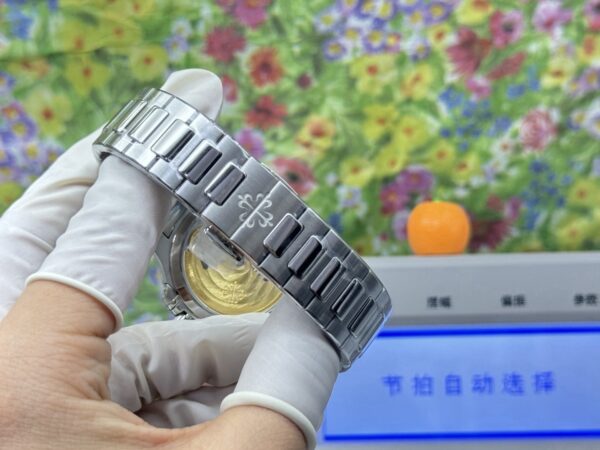 sy_no_6BF5E57F5E1C1DB3B07501039B6D2F03_6 Patek Philippe Nautilus 5711/1A-011 Steel White Dial Watch