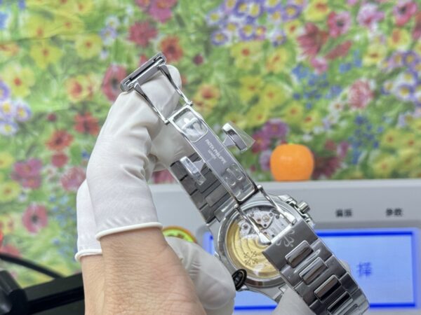 sy_no_6BF5E57F5E1C1DB3B07501039B6D2F03_7 Patek Philippe Nautilus 5711/1A-011 Steel White Dial Watch