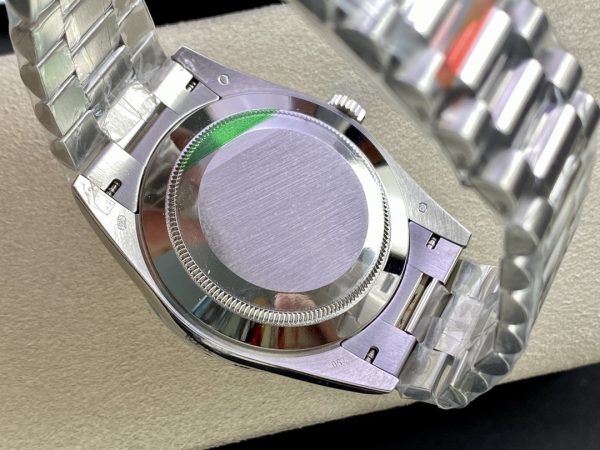 sy_no_6E798F8C3D67049A954F94B54F7C3065_7 Rolex Day-Date Rainbow Gem-Set Bezel Silver Roman Dial President Bracelet Watch