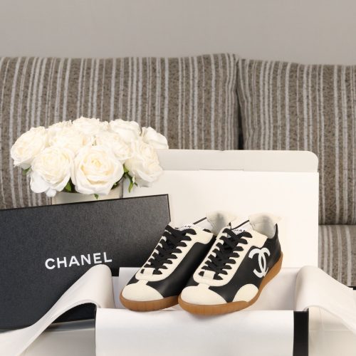 sy_no_77EA8EB622D1FD19F9B11B70AF8ED608_0 CHANEL Black & White Color-Blocked Retro Trainer Sneaker