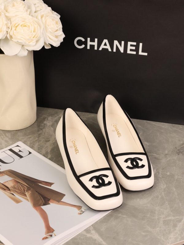 CHANEL Black & White Color-Blocked Square-Toe Slingback Heel