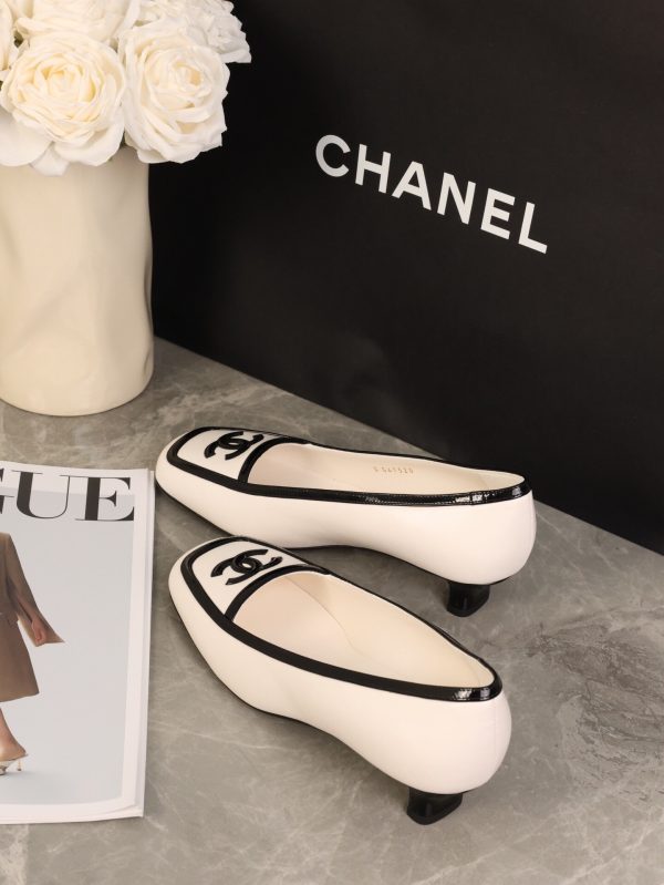 CHANEL Black & White Color-Blocked Square-Toe Slingback Heel